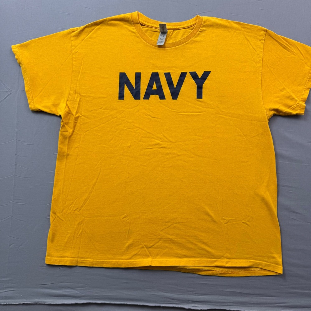 Gildan Heavy Cotton Navy Graphic T-Shirt Mens‎ XL Yellow Short Sleeve Crewneck